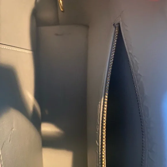 LV YELLOW VERNIS ZIP BAG - Picture 9 of 11